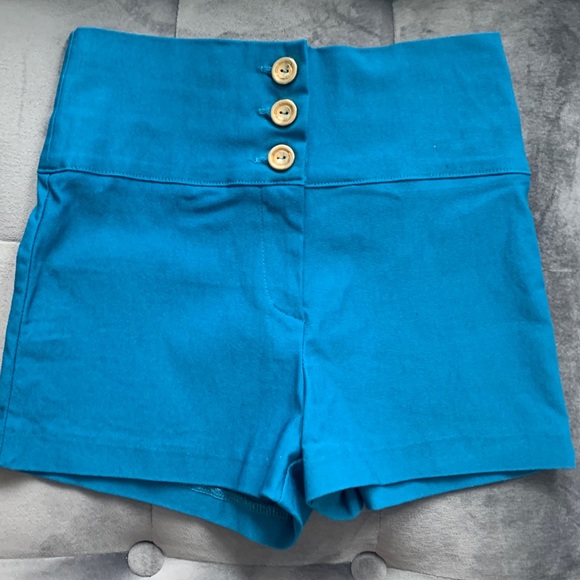 High waist shorts - Picture 1 of 5